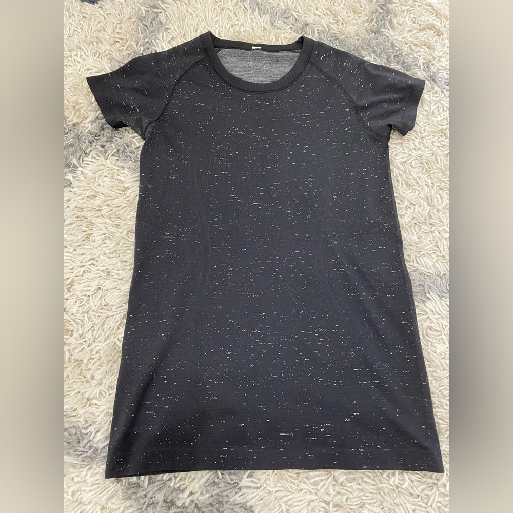 Lululemon Run Swiftly Tech black & white